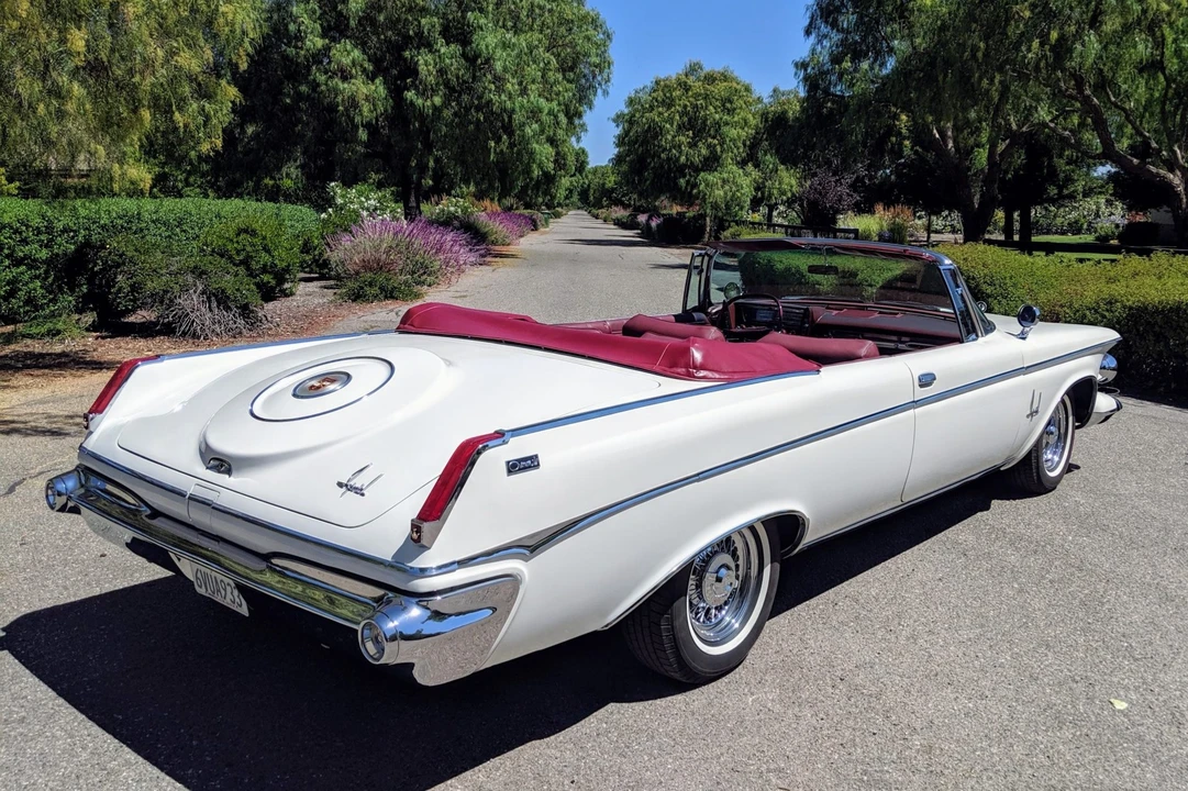 1963 Chrysler Imperial 2nd Gen - Image 13 of 31