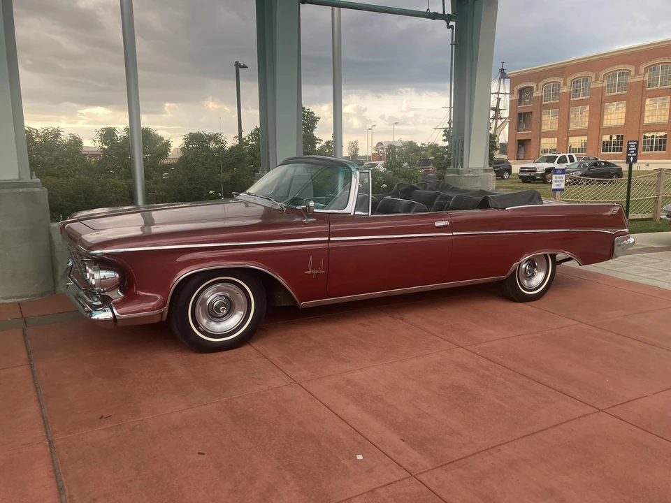 1963 Chrysler Imperial 2nd Gen - Image 30 of 31
