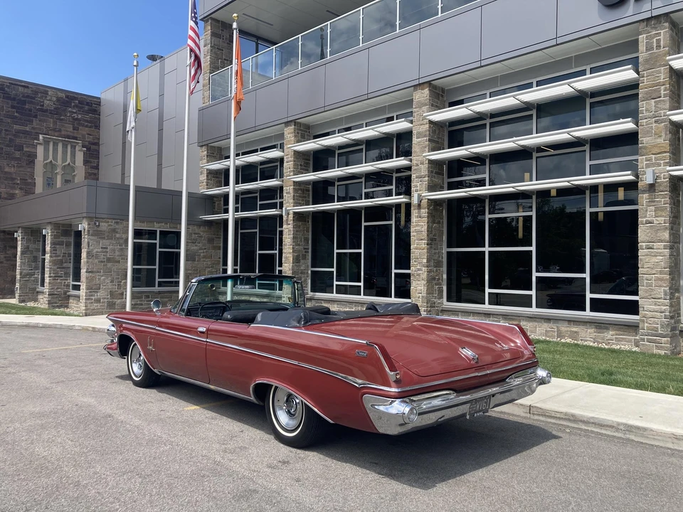 1963 Chrysler Imperial 2nd Gen - Image 21 of 31