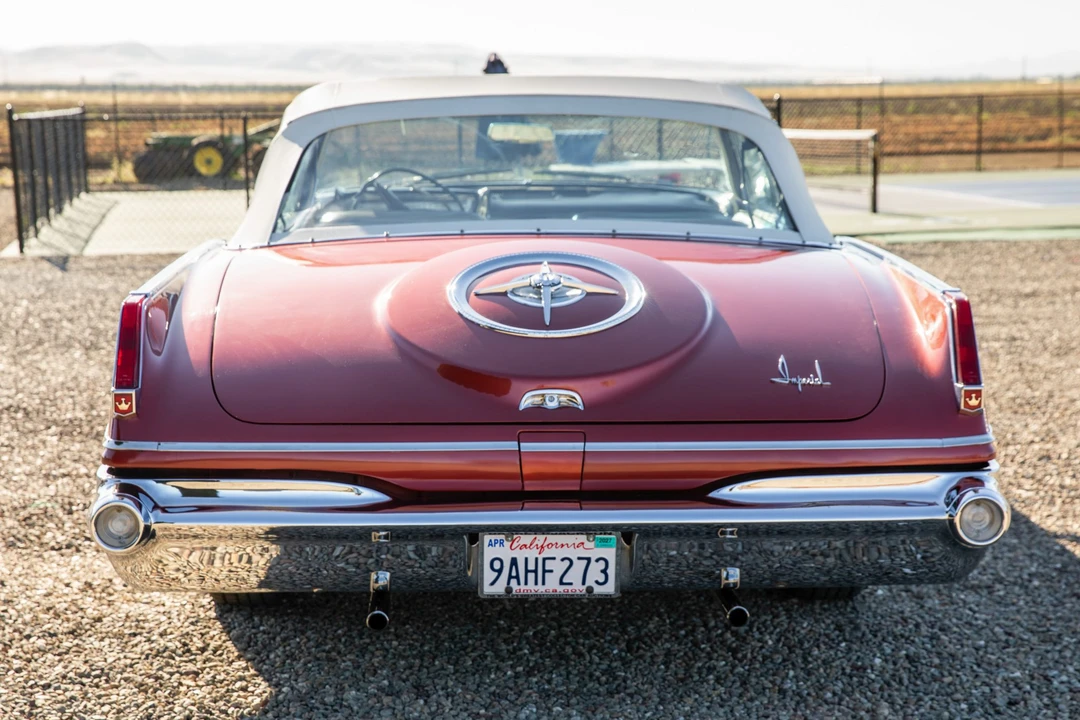 1963 Chrysler Imperial 2nd Gen - Image 13 of 31