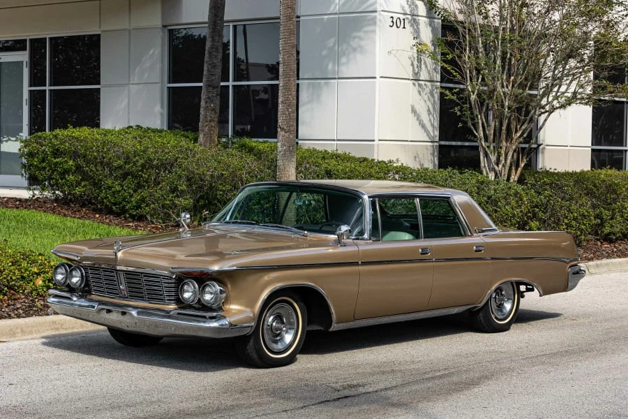 1963 Imperial LeBaron - Image 9 of 31