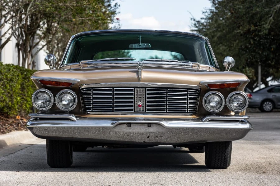 1963 Imperial LeBaron - Image 17 of 31