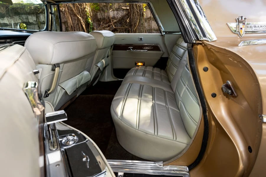 1963 Imperial LeBaron - Image 29 of 31