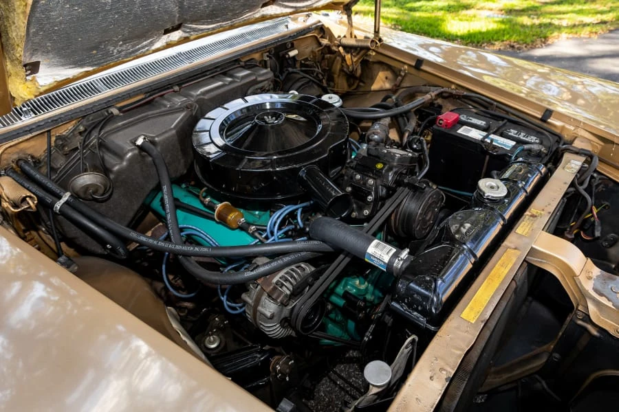 1963 Imperial LeBaron - Image 5 of 31
