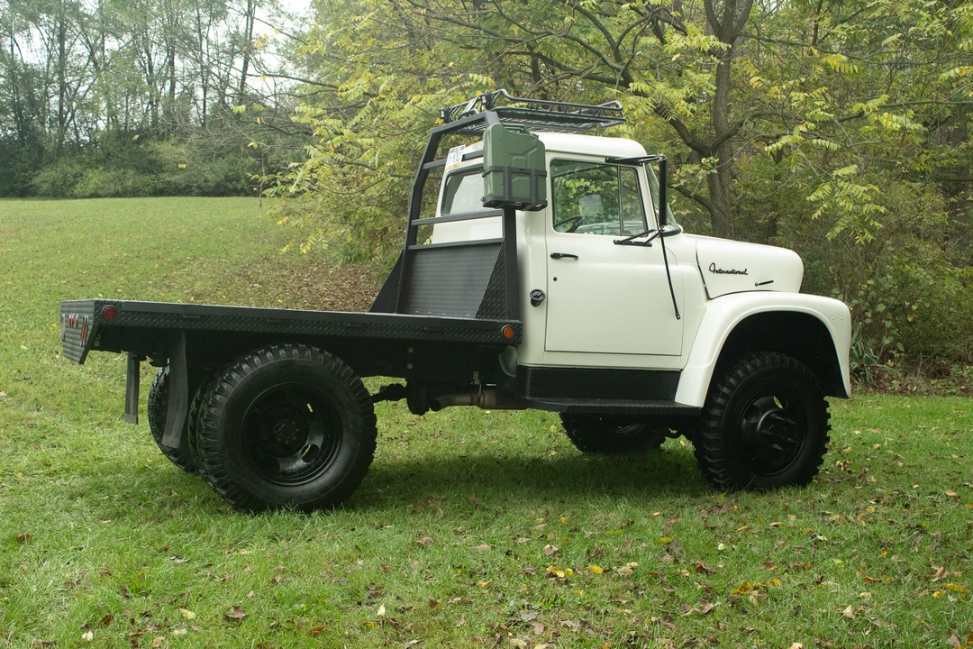 1963 International Harvester Loadstar - Image 25 of 31
