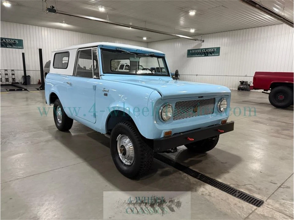 1963 International - Image 7 of 31