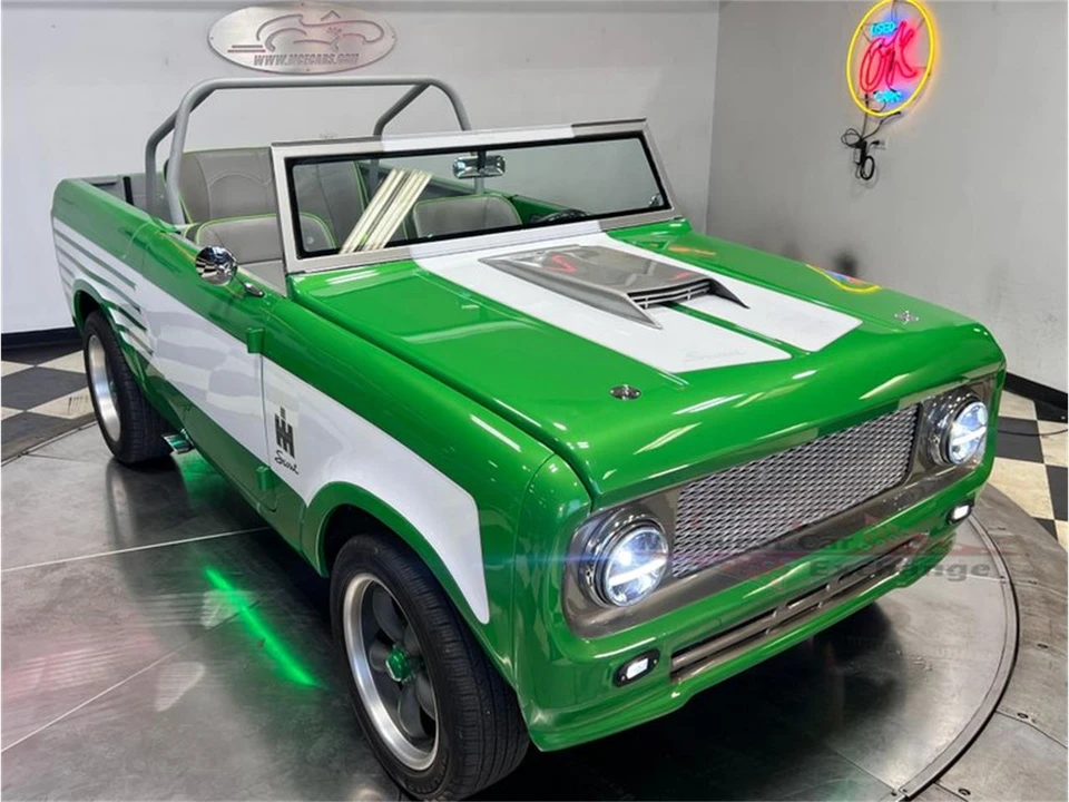 1963 International - Image 21 of 31
