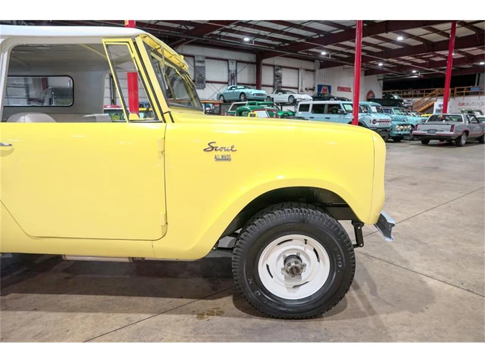 1963 International - Image 11 of 31