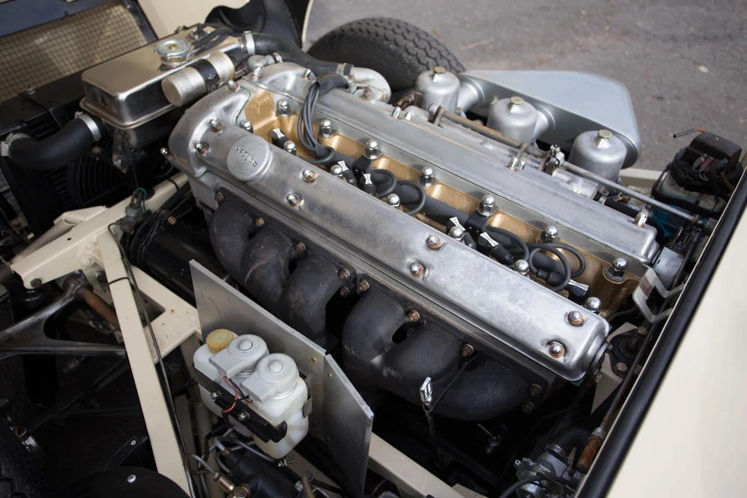 1963 Jaguar E-Type Series 1 - Image 11 of 14