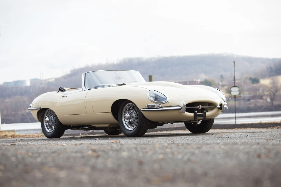 1963 Jaguar E-Type Series 1 - Image 9 of 14