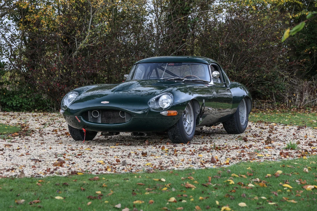 1963 Jaguar E-Type Lightweight - Image 4 of 13