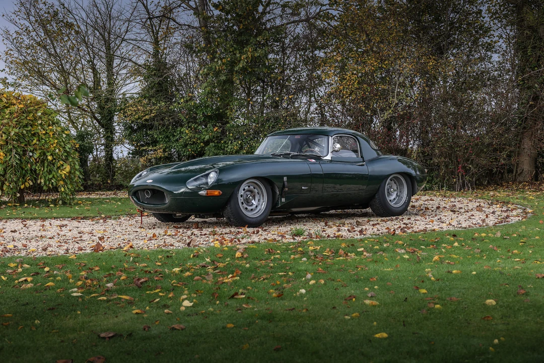 1963 Jaguar E-Type Lightweight - Image 11 of 13
