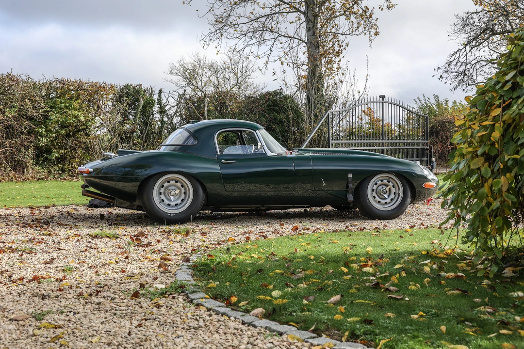1963 Jaguar E-Type Lightweight - Image 8 of 13