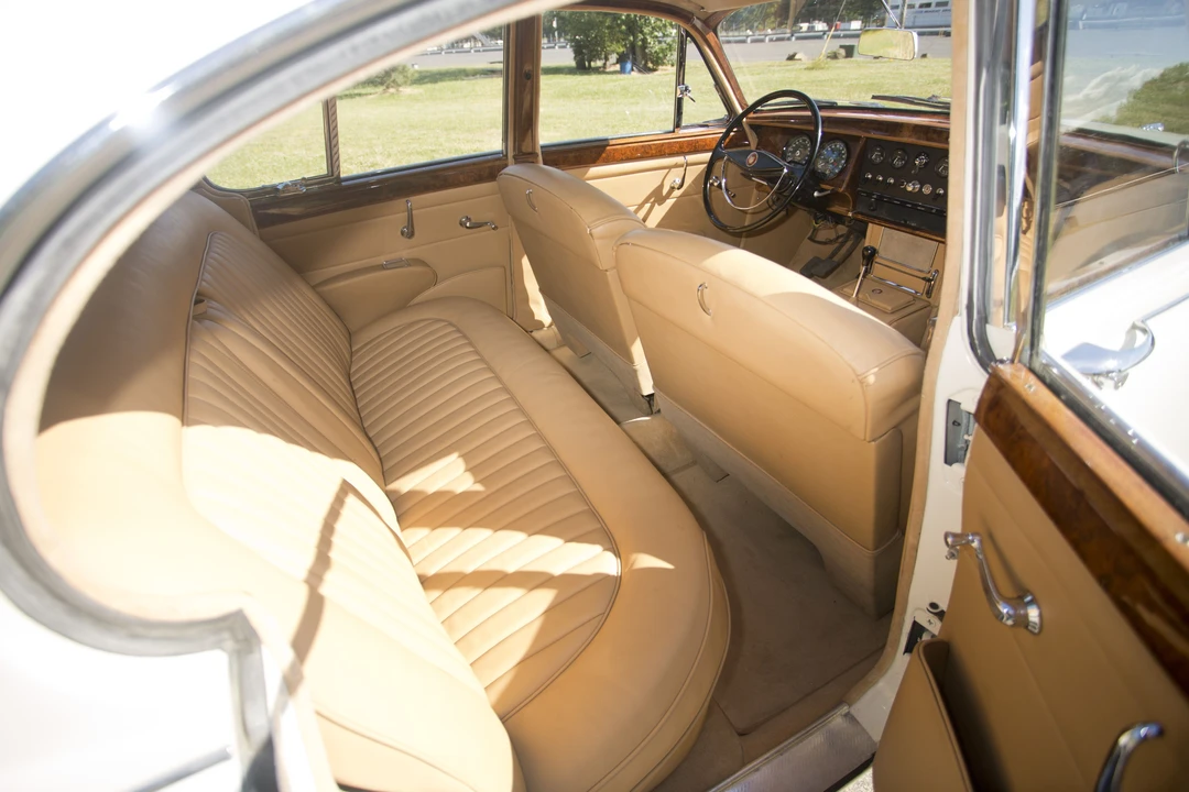 1963 Jaguar Mark II - Image 17 of 25