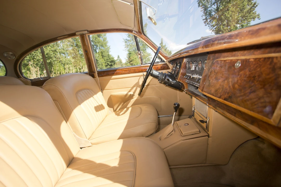 1963 Jaguar Mark II - Image 18 of 25