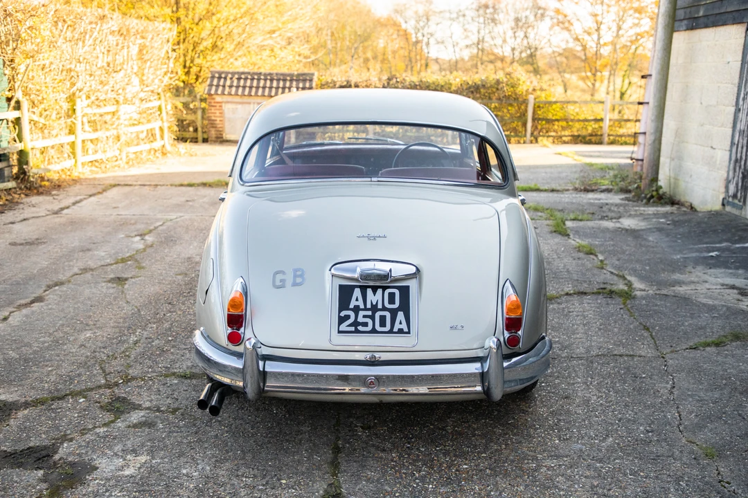 1963 Jaguar Mark II - Image 7 of 31