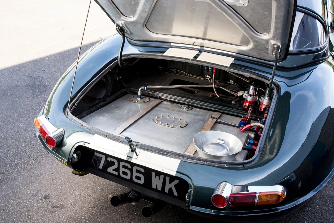1963 Jaguar E-Type Lightweight - Image 17 of 31
