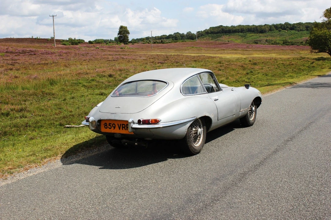 1963 Jaguar E-Type Series 1 - Image 9 of 10