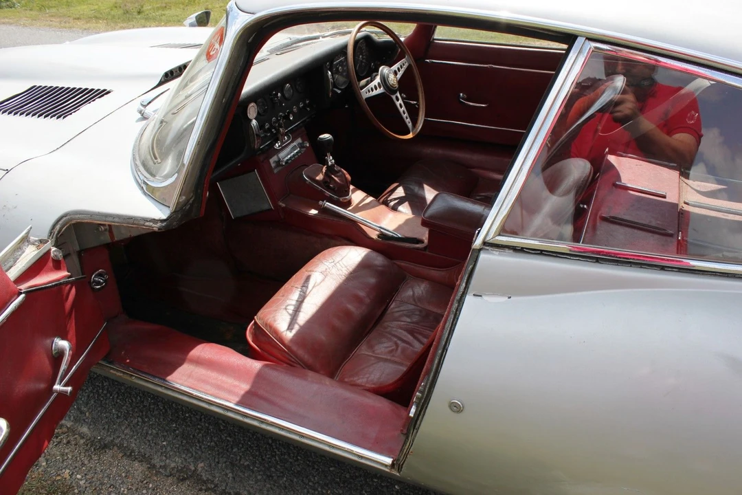 1963 Jaguar E-Type Series 1 - Image 3 of 10