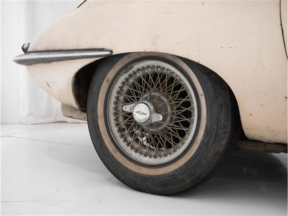 1963 Jaguar E-Type Series 1 - Image 15 of 31