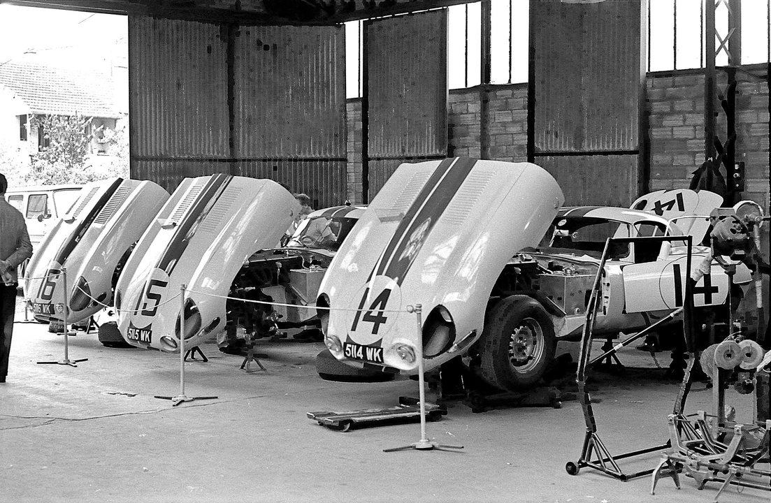 1963 Jaguar E-Type Lightweight - Image 2 of 31