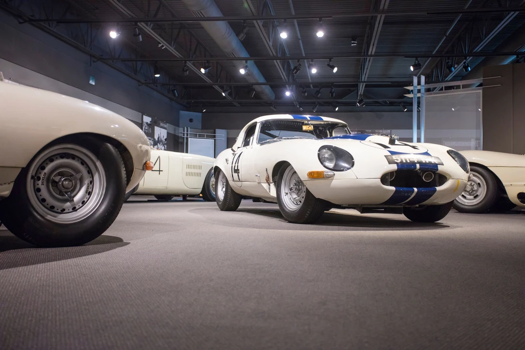 1963 Jaguar E-Type Lightweight - Image 24 of 31