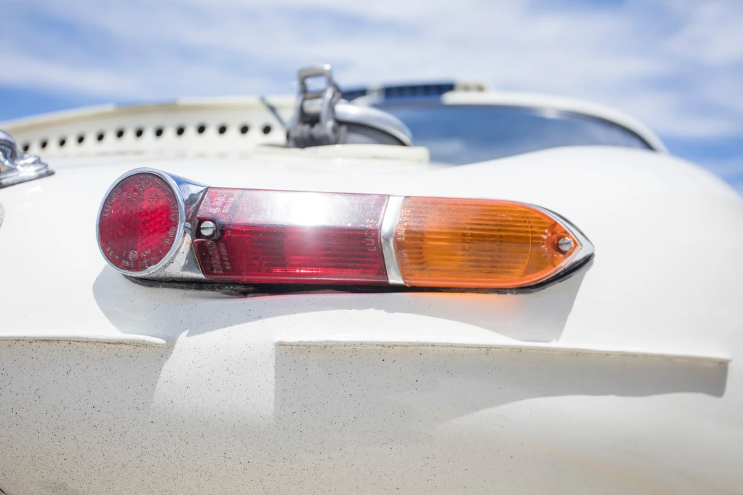 1963 Jaguar E-Type Lightweight - Image 16 of 31