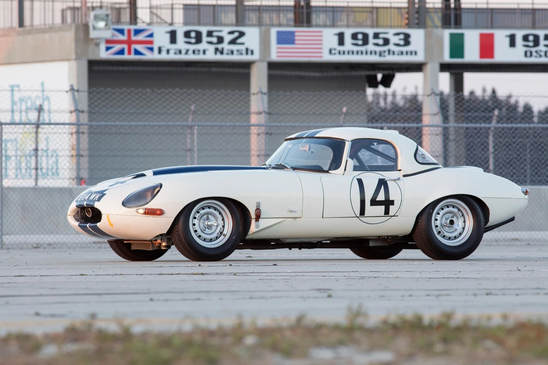1963 Jaguar E-Type Lightweight - Image 2 of 31