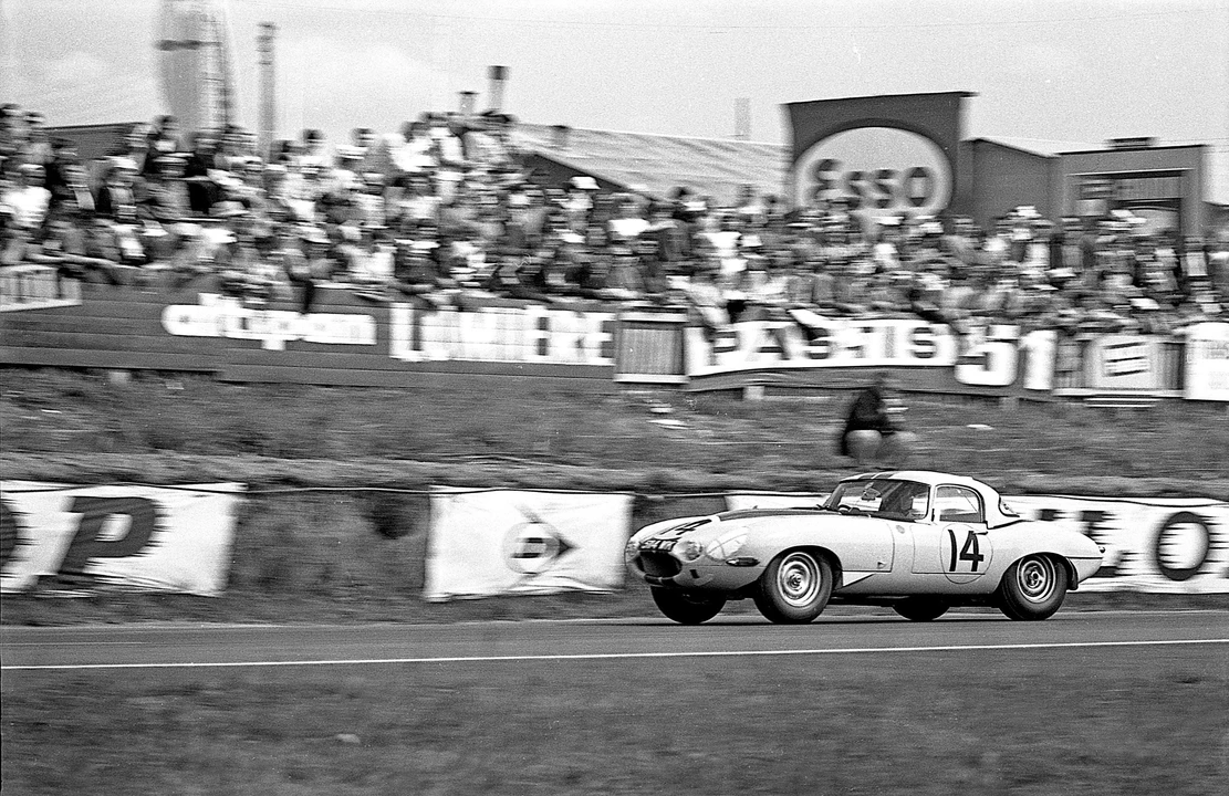 1963 Jaguar E-Type Lightweight - Image 4 of 31
