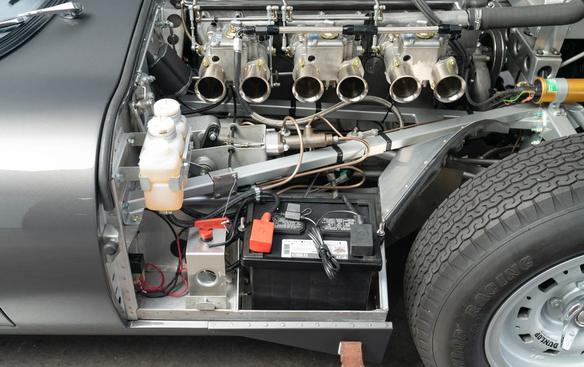 1963 Jaguar E-Type Lightweight - Image 26 of 31