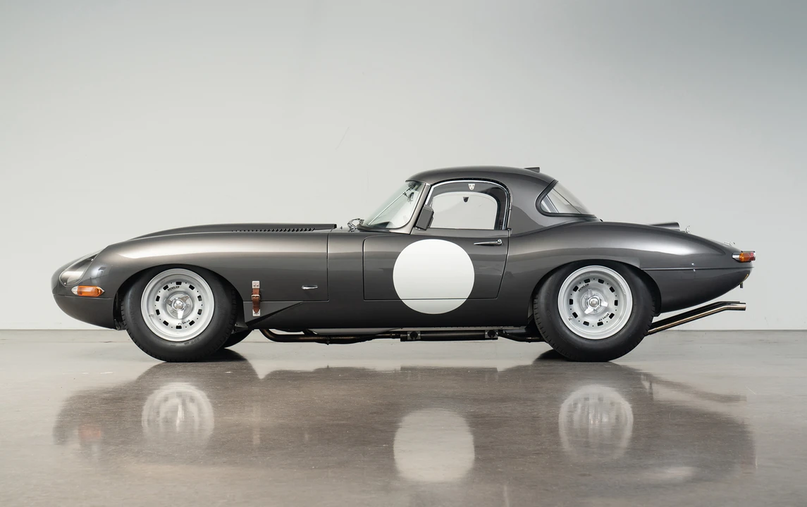 1963 Jaguar E-Type Lightweight - Image 2 of 31
