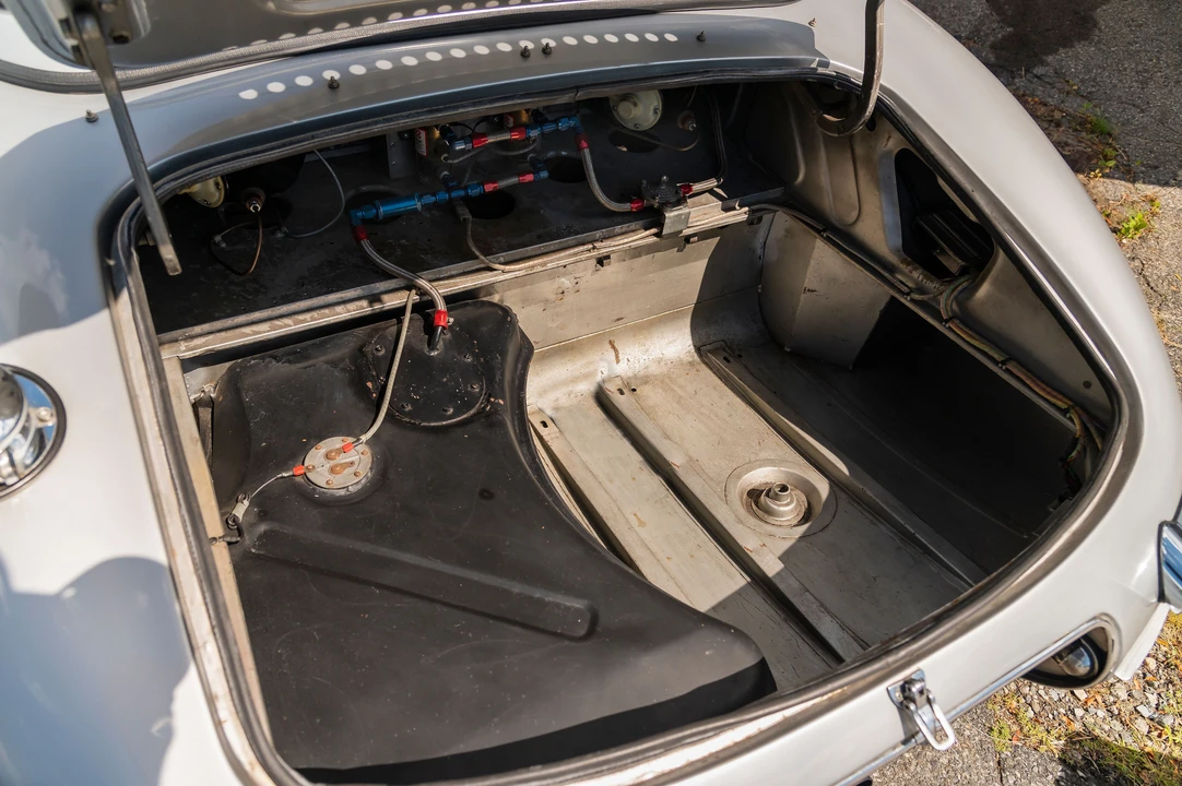 1963 Jaguar E-Type Lightweight - Image 2 of 31