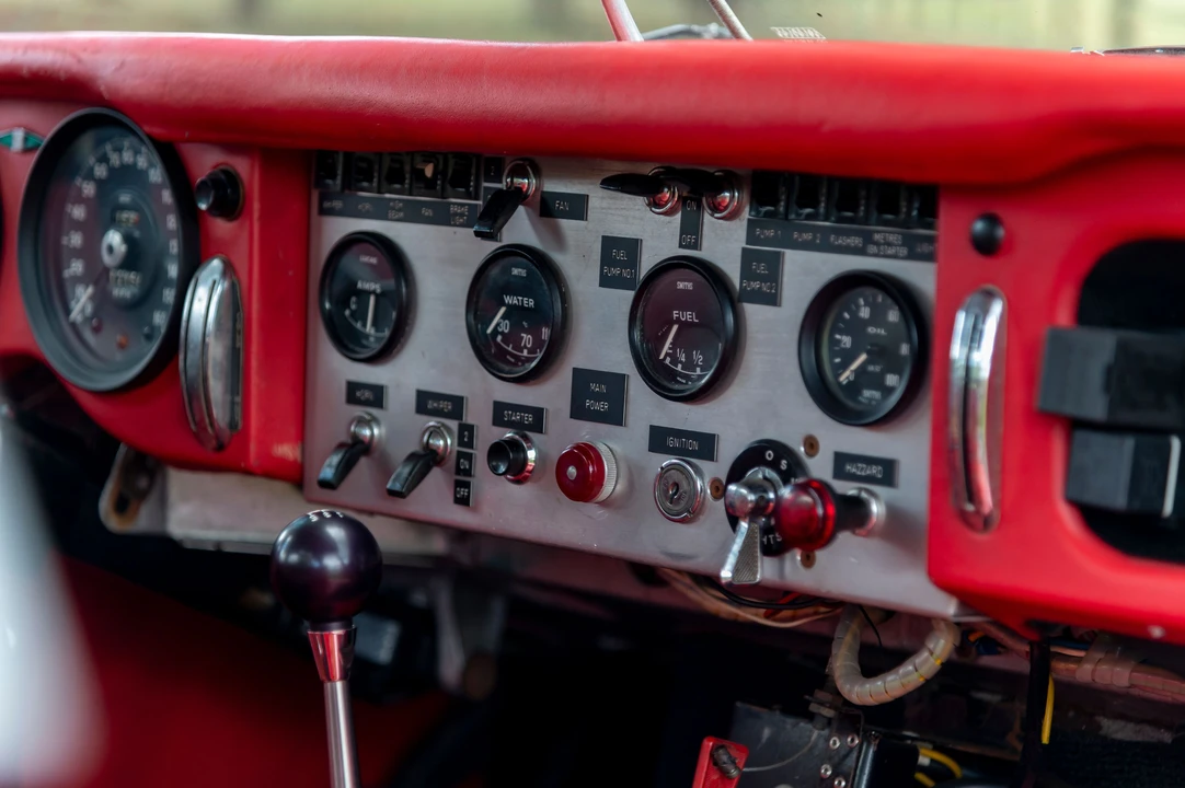 1963 Jaguar E-Type Lightweight - Image 15 of 31