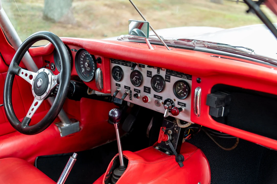 1963 Jaguar E-Type Lightweight - Image 16 of 31
