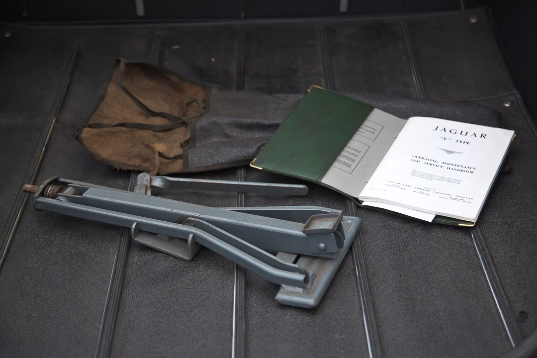 1963 Jaguar E-Type Series 1 - Image 3 of 26