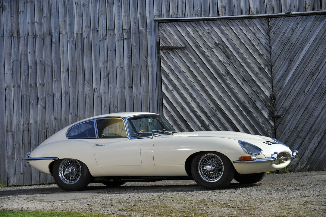 1963 Jaguar E-Type Series 1 - Image 5 of 8