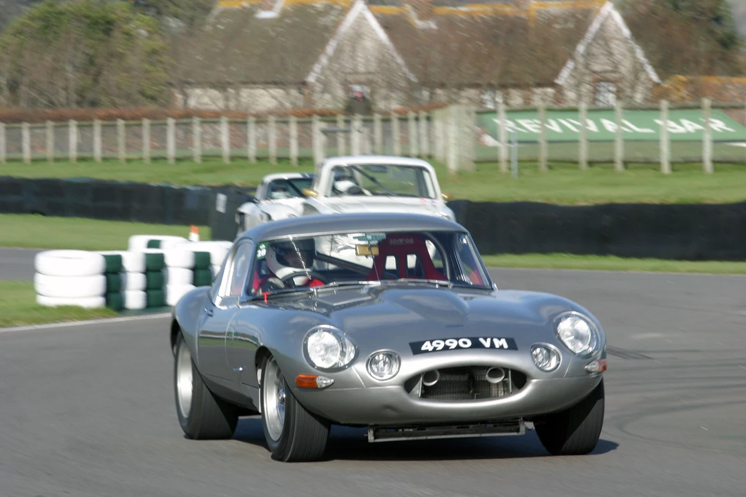 1963 Jaguar E-Type Lightweight - Image 2 of 12