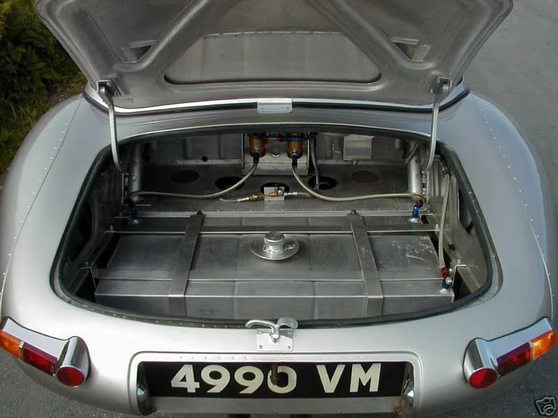 1963 Jaguar E-Type Lightweight - Image 10 of 12
