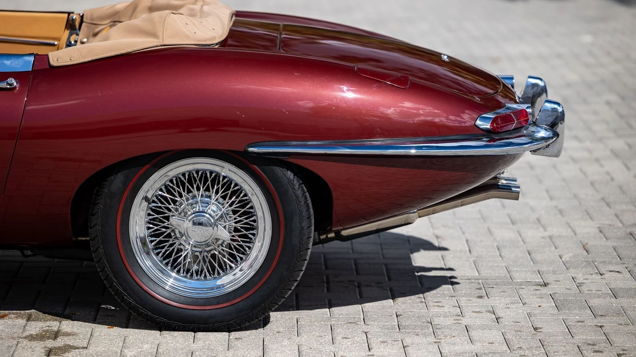 1963 Jaguar E-Type Series 1 - Image 18 of 31