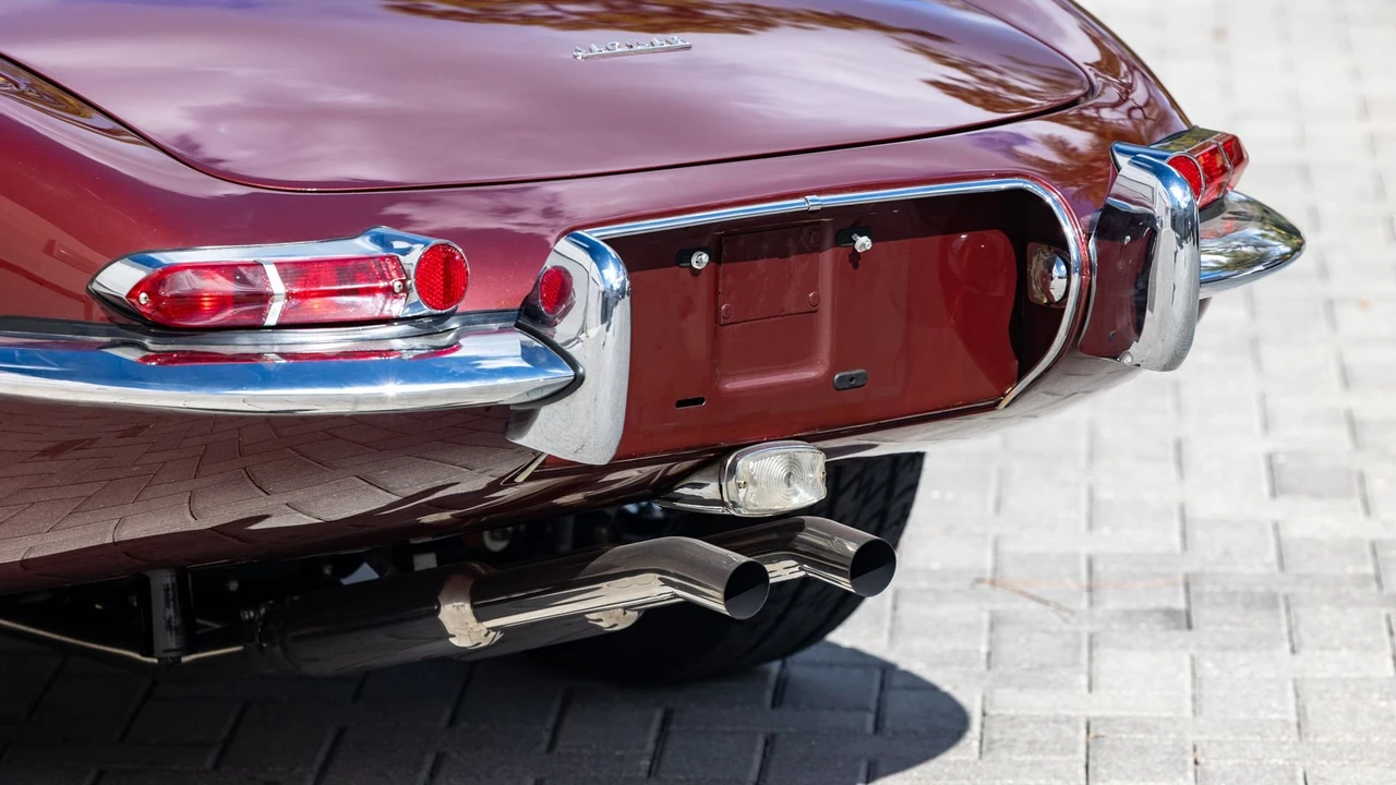 1963 Jaguar E-Type Series 1 - Image 24 of 31