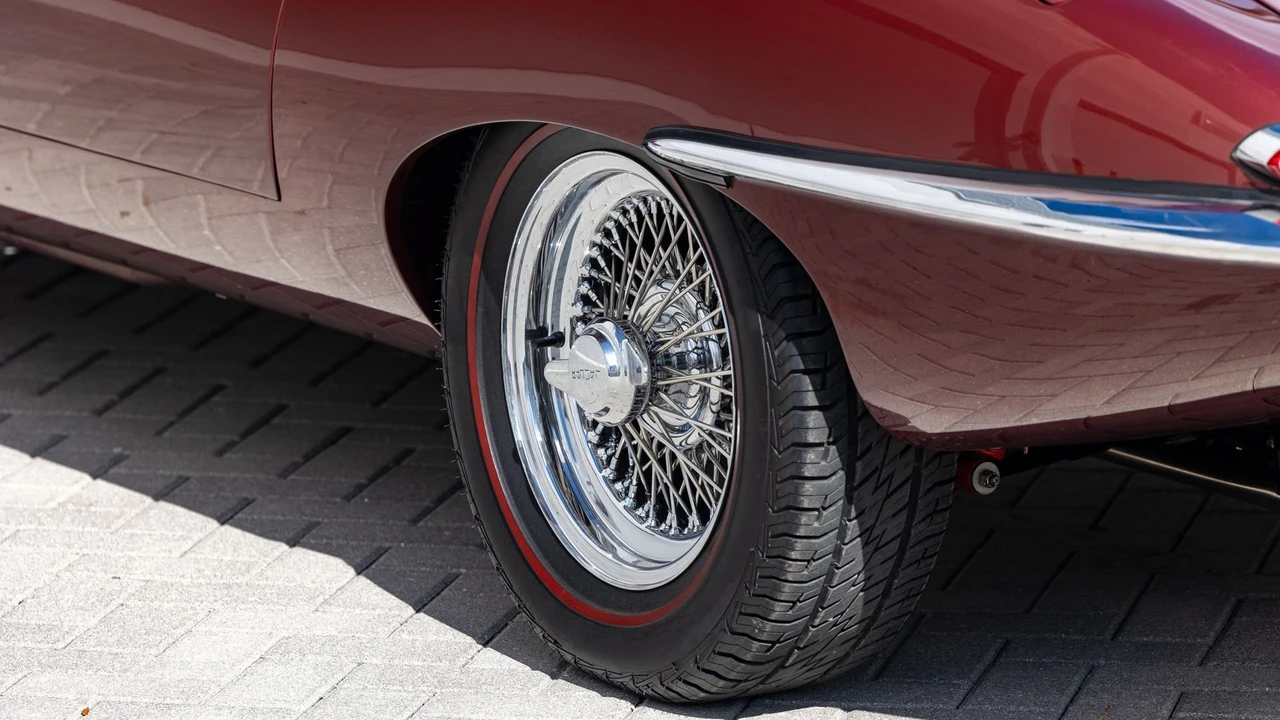 1963 Jaguar E-Type Series 1 - Image 24 of 31