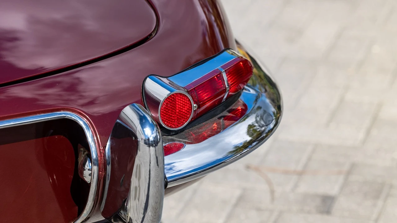 1963 Jaguar E-Type Series 1 - Image 29 of 31