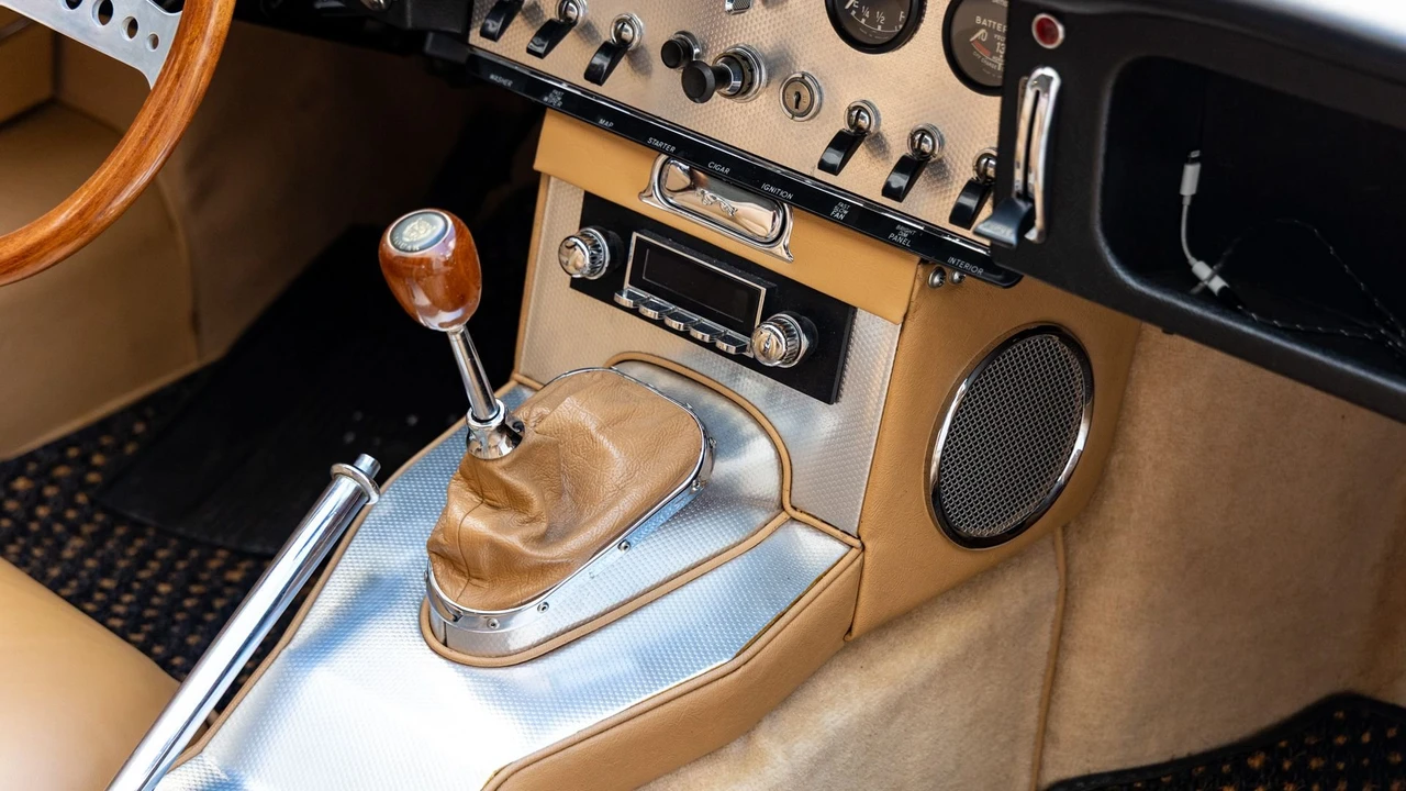 1963 Jaguar E-Type Series 1 - Image 11 of 31