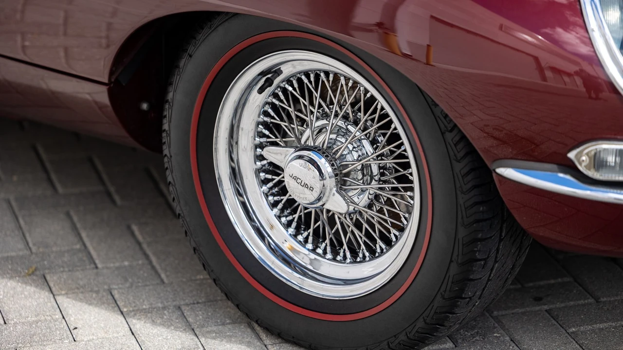 1963 Jaguar E-Type Series 1 - Image 10 of 31