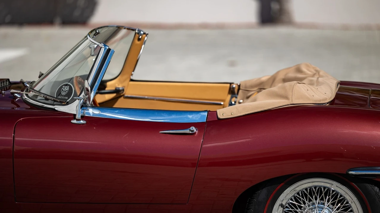 1963 Jaguar E-Type Series 1 - Image 14 of 31