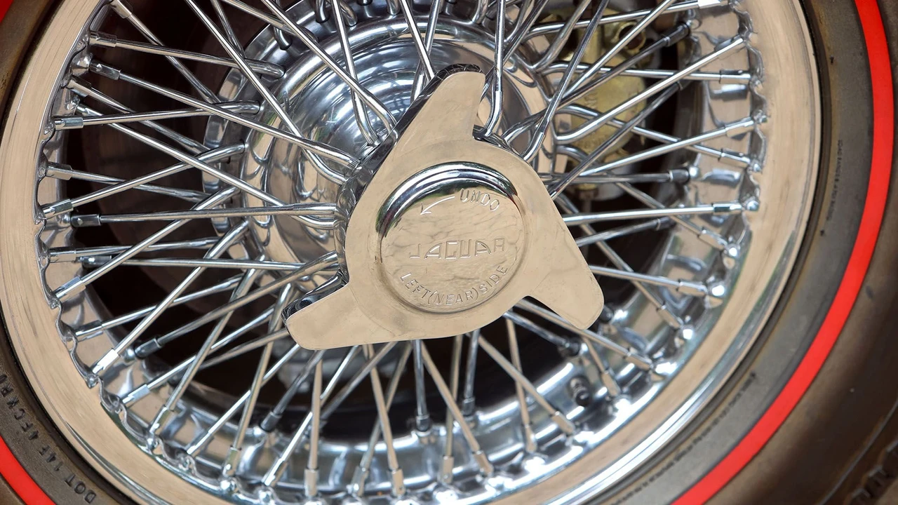 1963 Jaguar E-Type Series 1 - Image 27 of 31
