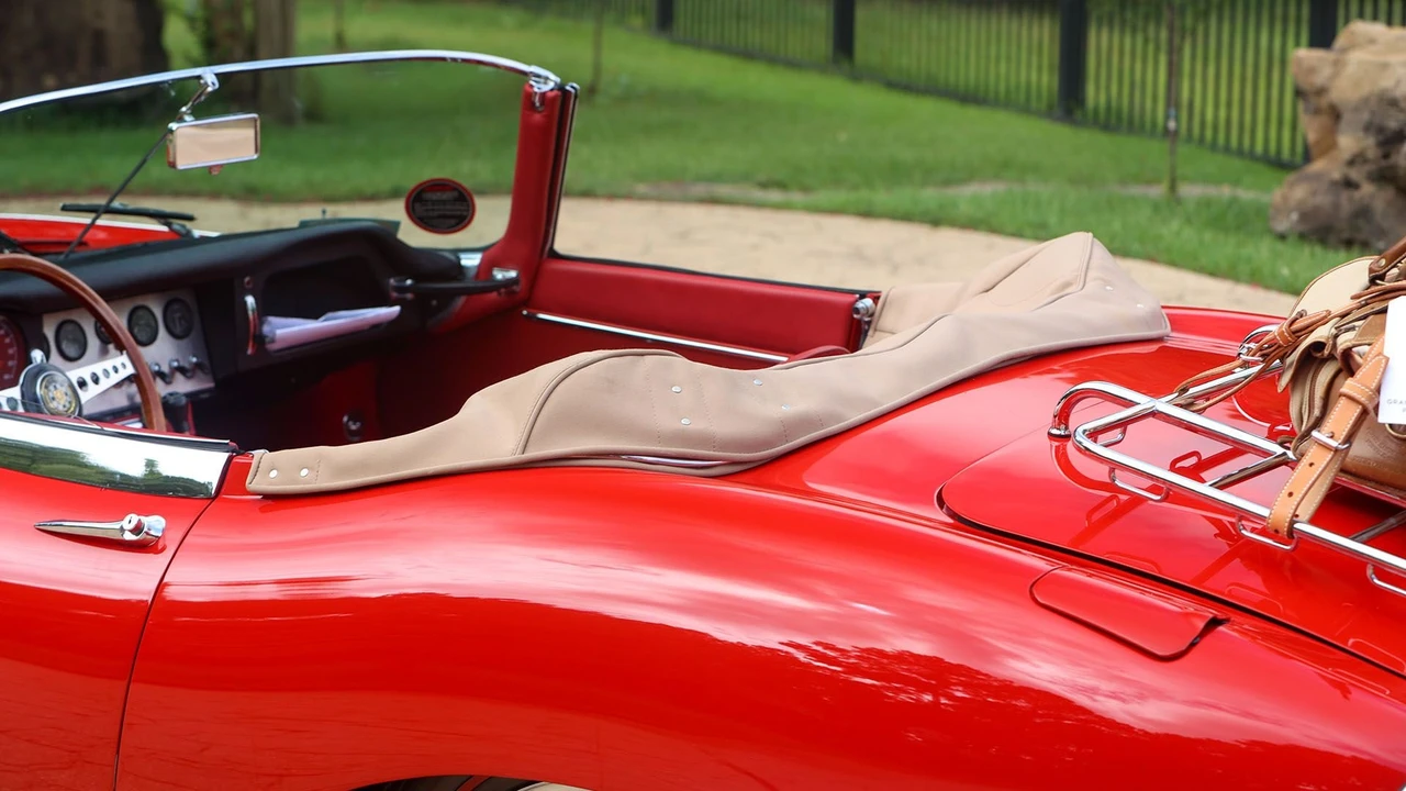 1963 Jaguar E-Type Series 1 - Image 29 of 31