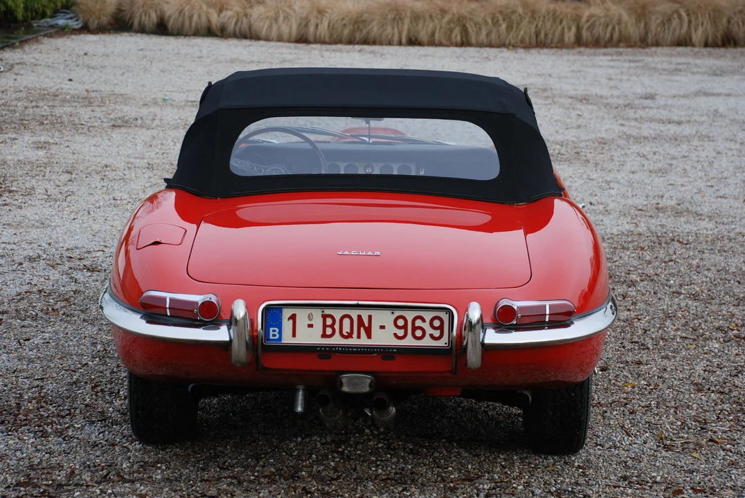 1963 Jaguar E-Type Series 1 - Image 12 of 14