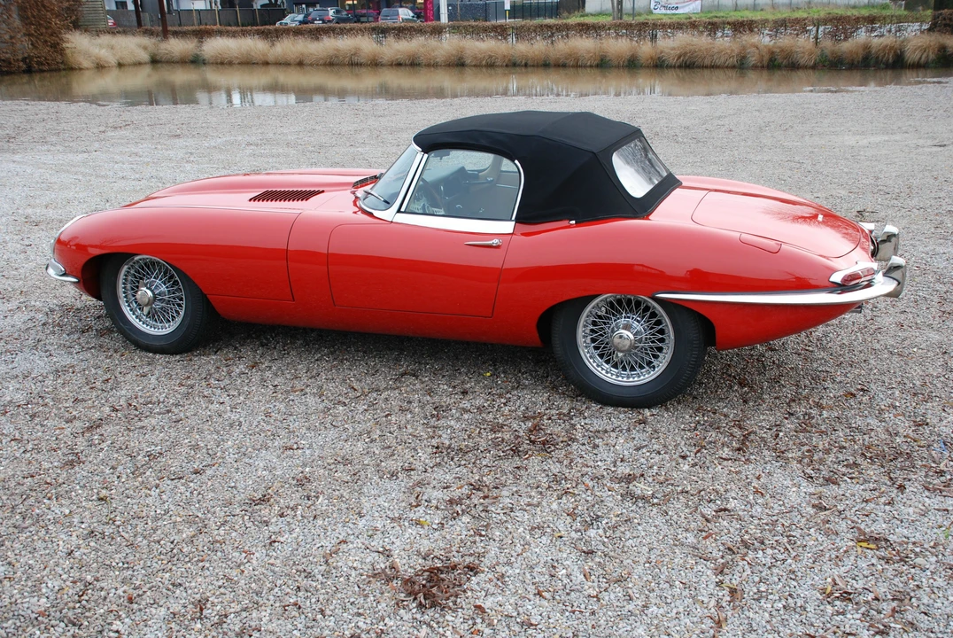 1963 Jaguar E-Type Series 1 - Image 13 of 14