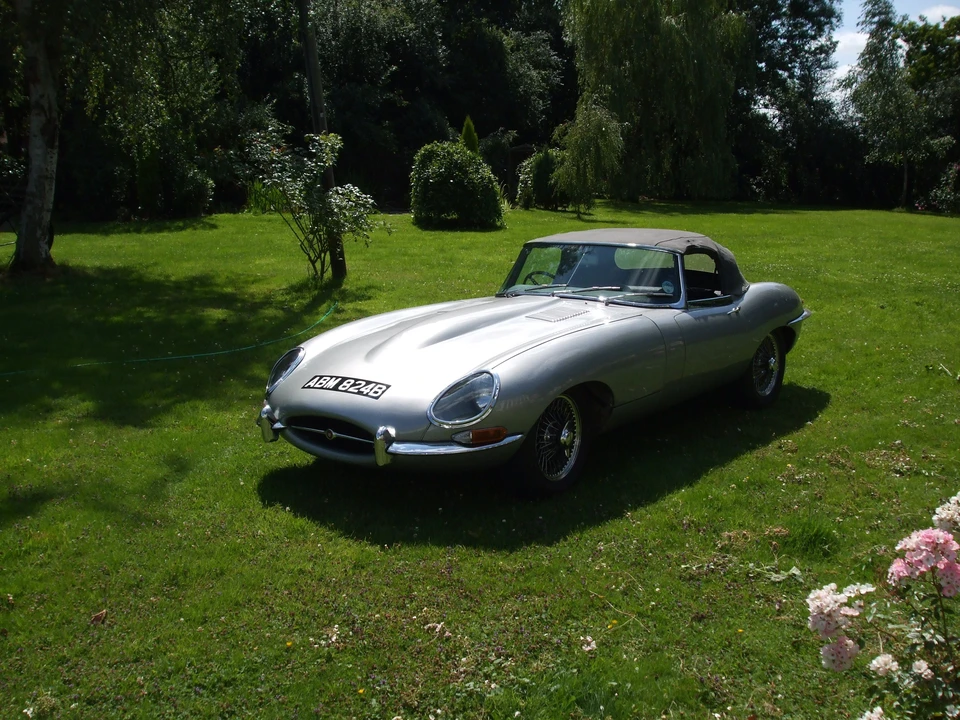 1963 Jaguar E-Type Series 1 - Image 2 of 4